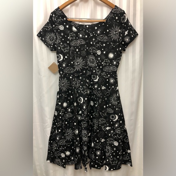 NWT Eva Rose Attic Salt SS Lunar Black Celestial Dress - M - Picture 5 of 11